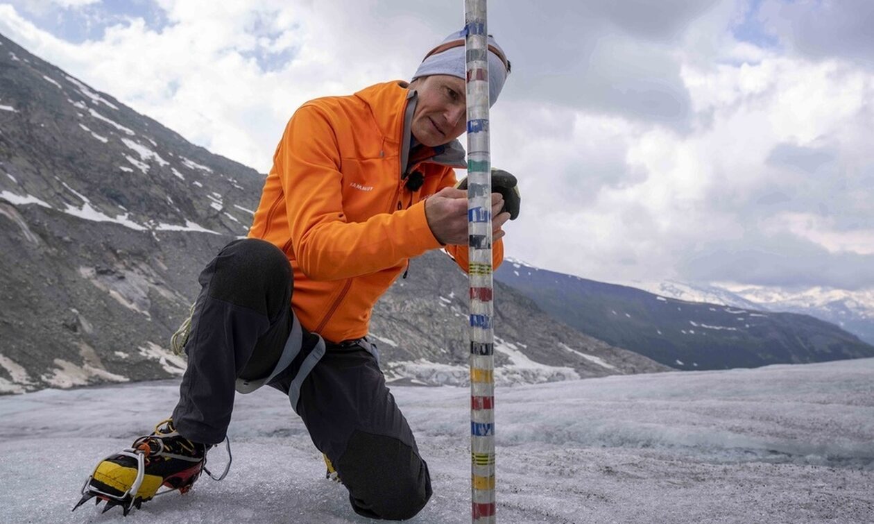 Λιώνει το 10% του όγκου των ελβετικών παγετώνων: Τα δύο τελευταία καταστροφικά χρόνια
