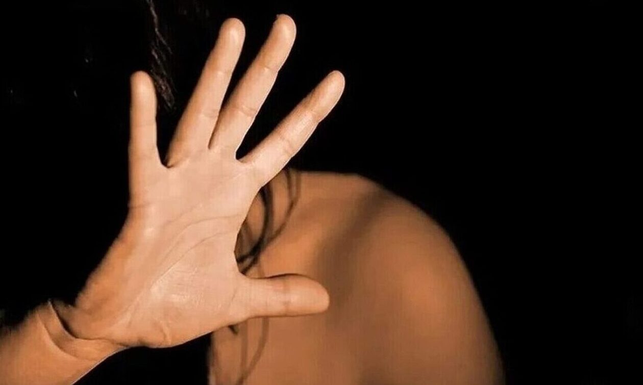 Κόρινθος: Χειροπέδες σε 40χρονο έπειτα από καταγγελία για απόπειρα βιασμού