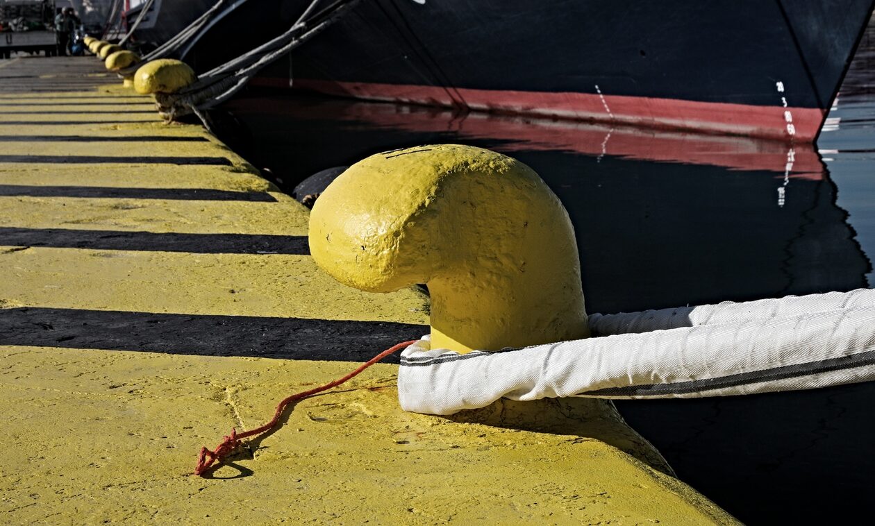 Πειραιάς: Νεκρός άνδρας μέσα σε κρουαζιερόπλοιο – Βρέθηκε απαγχονισμένος στην καμπίνα του