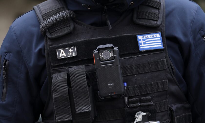 Νέες αποκαλύψεις για τον μαστροπό αστυνομικό: Εξέδιδε και μια γυναίκα από την Ρουμανία
