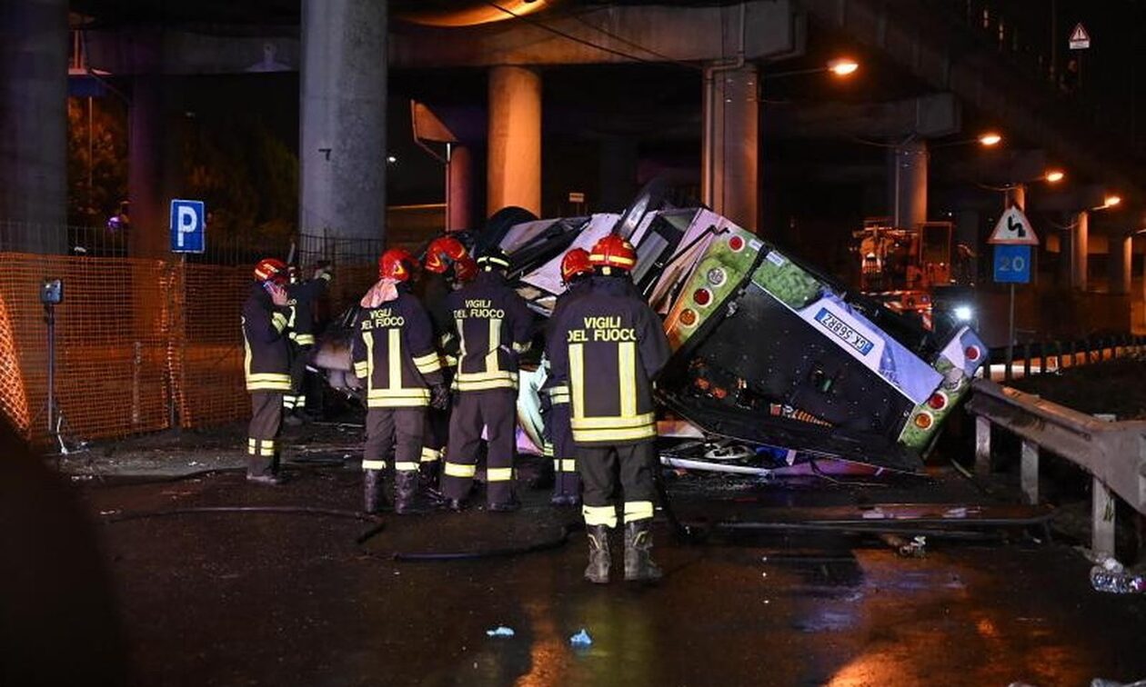 Ιταλία: 21 νεκροί από πτώση λεωφορείου από γέφυρα στη Βενετία – Βρέθηκαν ουκρανικά διαβατήρια