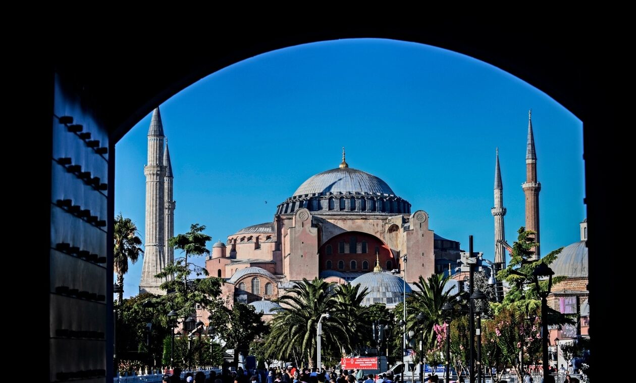 Αγία Σοφία: «Μέχρι στιγμής, δεν προβλέπεται κλείσιμο», αναφέρουν Τούρκοι αξιωματούχοι