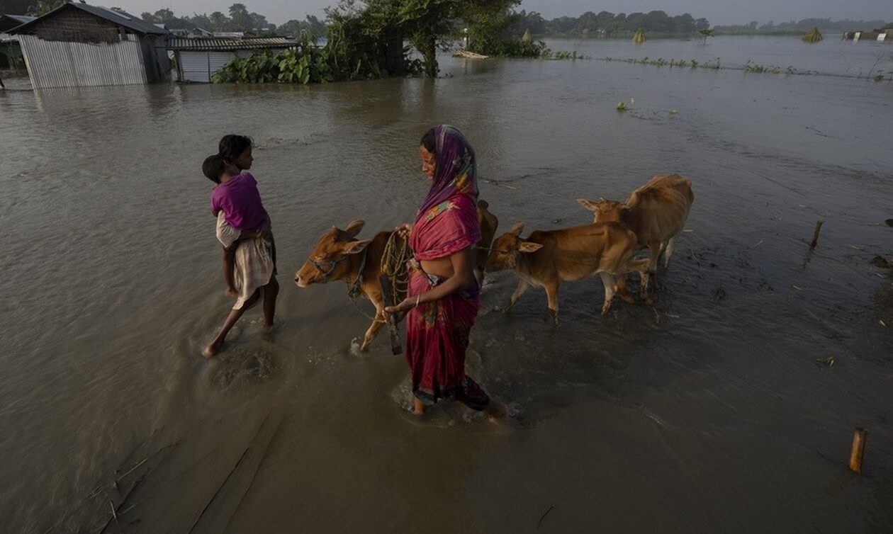 Ινδία: Τουλάχιστον 10 νεκροί και 82 αγνοούμενοι από πλημμύρες - Εκκενώσεις περιοχών