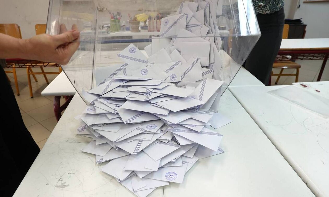 Αυτοδιοικητικές εκλογές 2023: Απίστευτα και περίεργα  - Δήμαρχοι με την πρώτη και υποψήφιοι 100 ετών