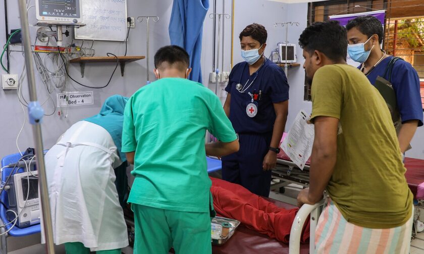 Μπανγκλαντές: Η χώρα βρίσκεται αντιμέτωπη με πρωτόγνωση επιδημία δάγκειου πυρετού
