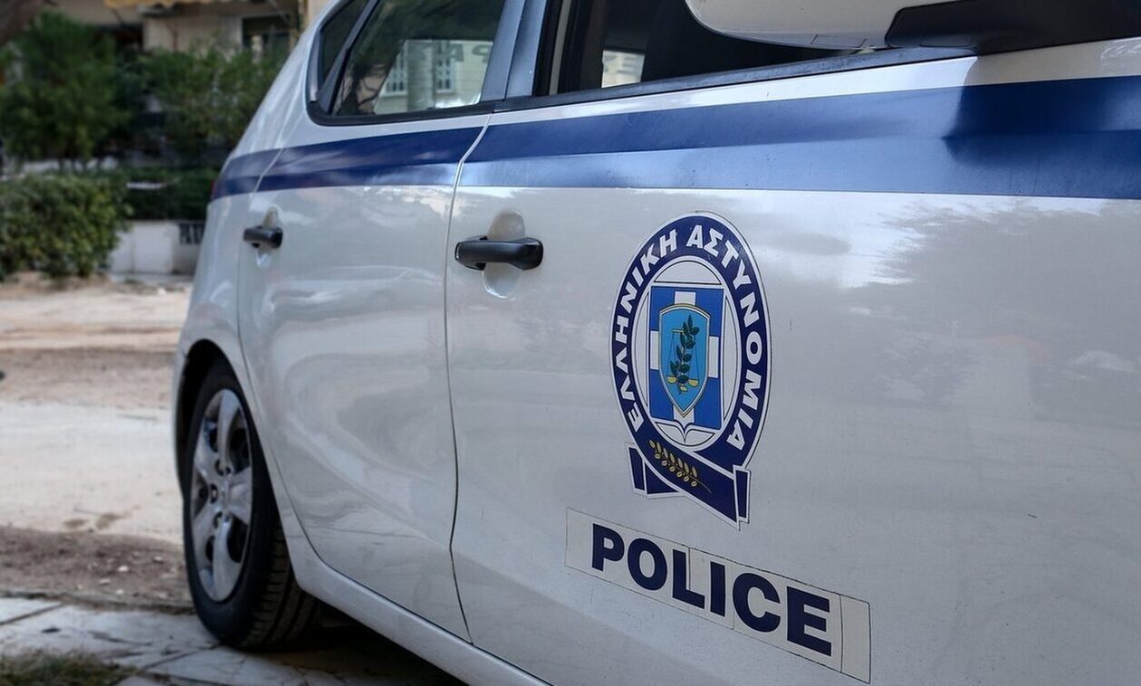 Συνελήφθησαν τρία άτομα για διακίνηση ναρκωτικών στο κέντρο της Αθήνας