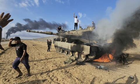 Μέση Ανατολή: Νεκροί, τραυματίες και «αιχμάλωτοι πολέμου» - «Θα κάψουμε τη Γη των κατακτητών»