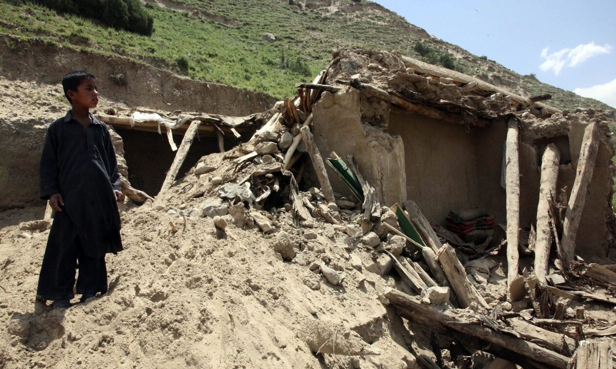 Φονικός σεισμός στο Αφγανιστάν: Τουλάχιστον 15 νεκροί και 40 τραυματίες