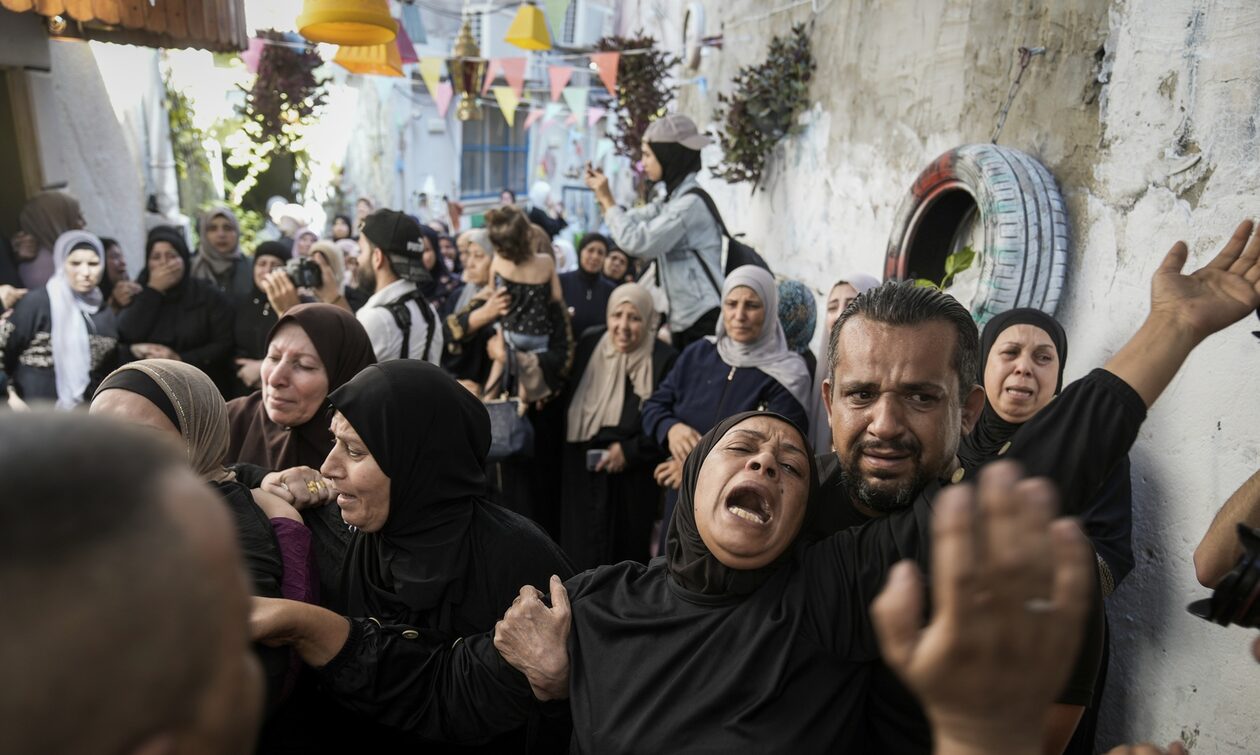 Πόλεμος στο Ισραήλ: Κηδείες στην Δυτική Όχθη