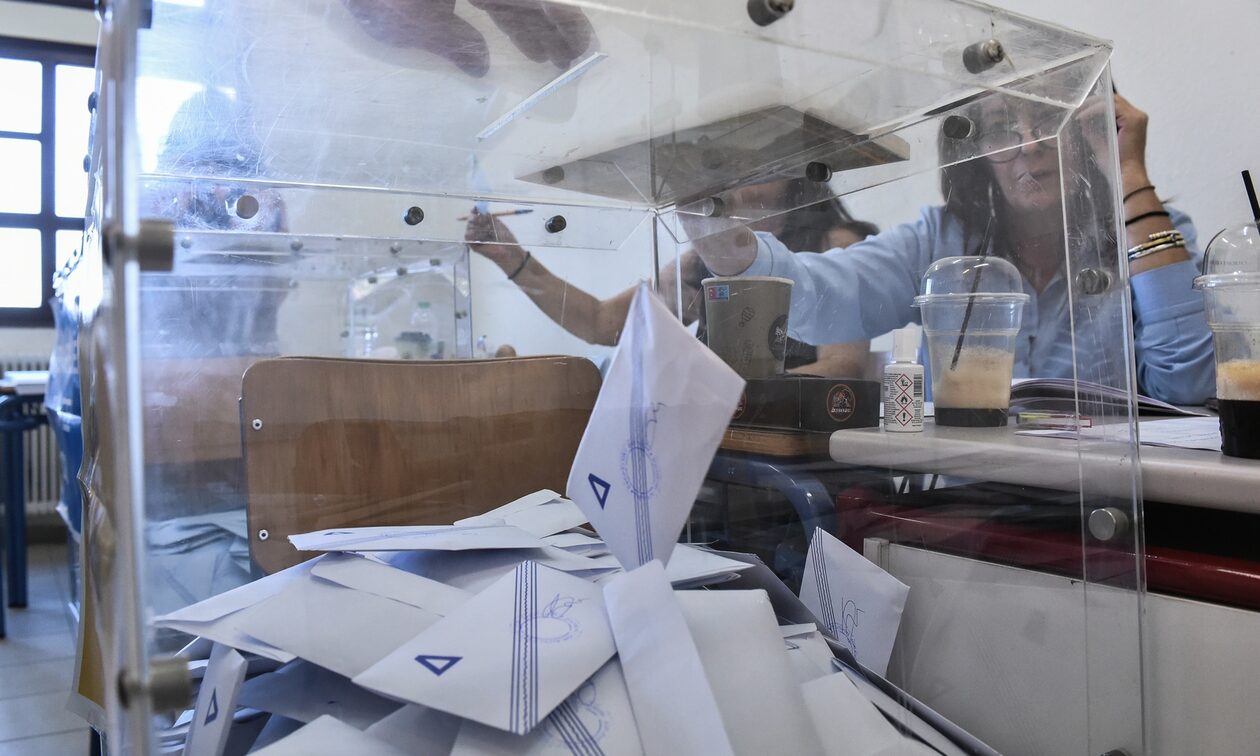 Αυτοδιοικητικές εκλογές: Οι δήμαρχοι που χάνουν τη θέση τους από τον πρώτο γύρο