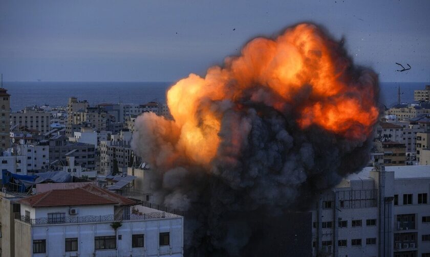 Ξεκίνησε ο βομβαρδισμός στην Ασκελόν - Έληξε το τελεσίγραφο της Χαμάς