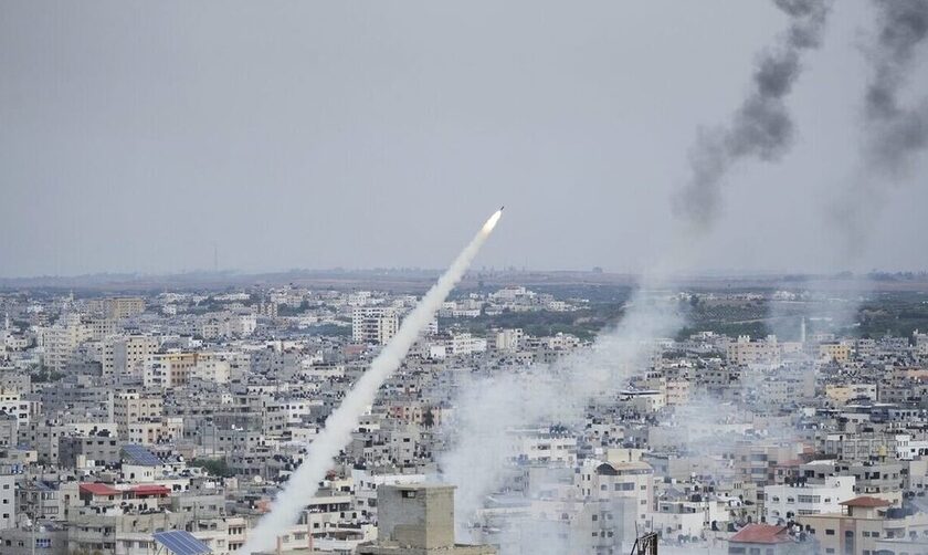 Ισραηλινές δυνάμεις βομβάρδισαν θέσεις στον νότιο Λίβανο σε απάντηση για την εκτόξευση ρουκετών