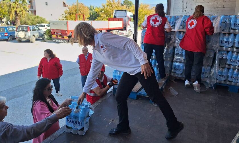 Ελληνικός Ερυθρός Σταυρός: Απέστειλε μεγάλη ανθρωπιστική βοήθεια στους πληγέντες της Θεσσαλίας