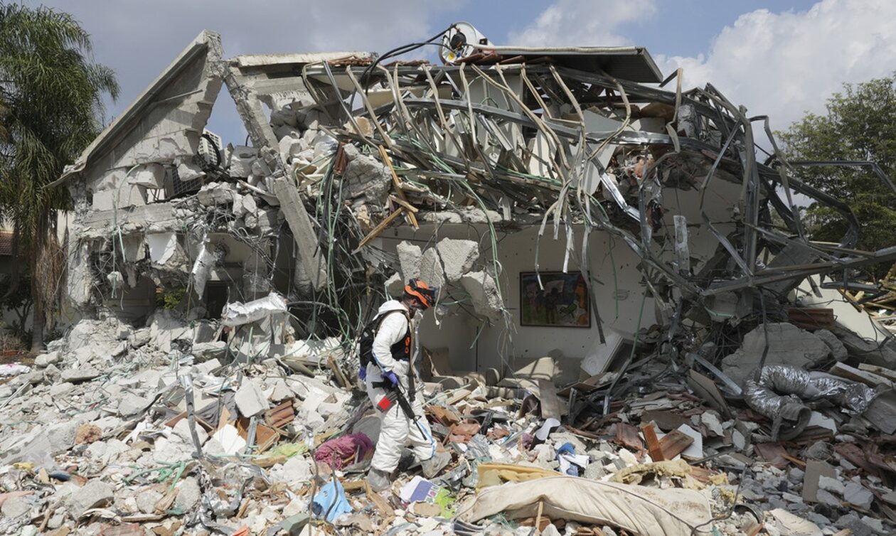 Βομβαρδισμοί στη Γάζα: Σκοτώθηκαν έντεκα εργαζόμενοι του ΟΗΕ και 30 μαθητές σε σχολεία της UNRWA