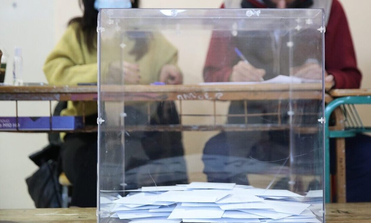 Αυτοδιοικητικές Εκλογές: Οι ώρες λειτουργίας γραφείων ταυτοτήτων και διαβατηρίων για να ψηφίσετε