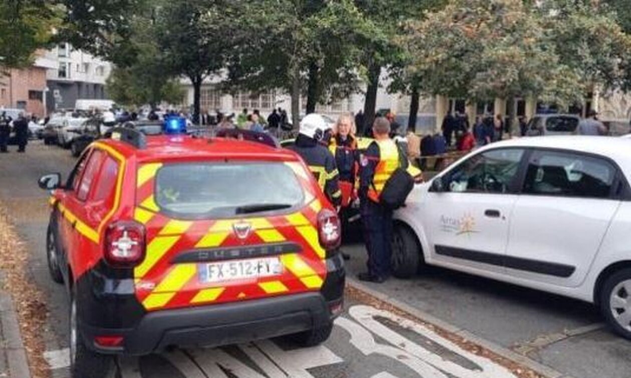 Γαλλία: Επίθεση με μαχαίρι σε σχολείο - Ένας νεκρός καθηγητής και πολλοί τραυματίες