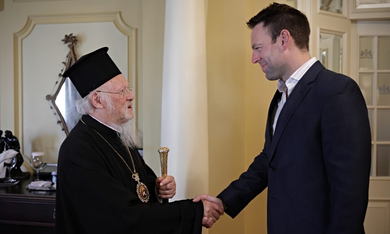 Συνάντηση του Στέφανου Κασσελάκη με τον Οικουμενικό Πατριάρχη Βαρθολομαίο