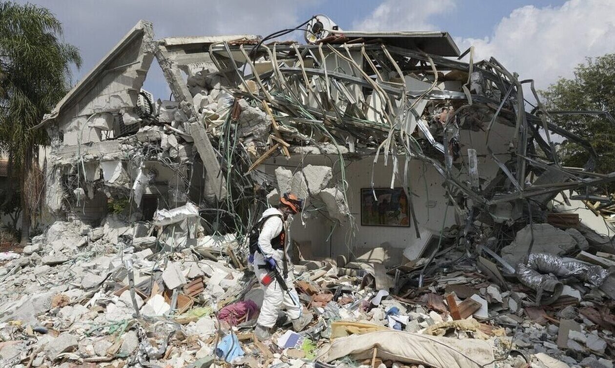 Στους 1.900 οι νεκροί από τις ισραηλινές επιδρομές στη Γάζα - 7.696 τραυματίες