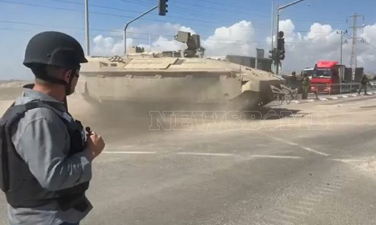 Πόλεμος στο Ισραήλ - Αποστολή Newsbomb.gr: Άρματα μάχης μια «ανάσα» από τη Λωρίδα της Γάζας (vid)