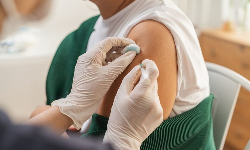 Covid-19: Πόσο καιρό μετά τη λοίμωξη μπορείτε να κάνετε το εμβόλιο