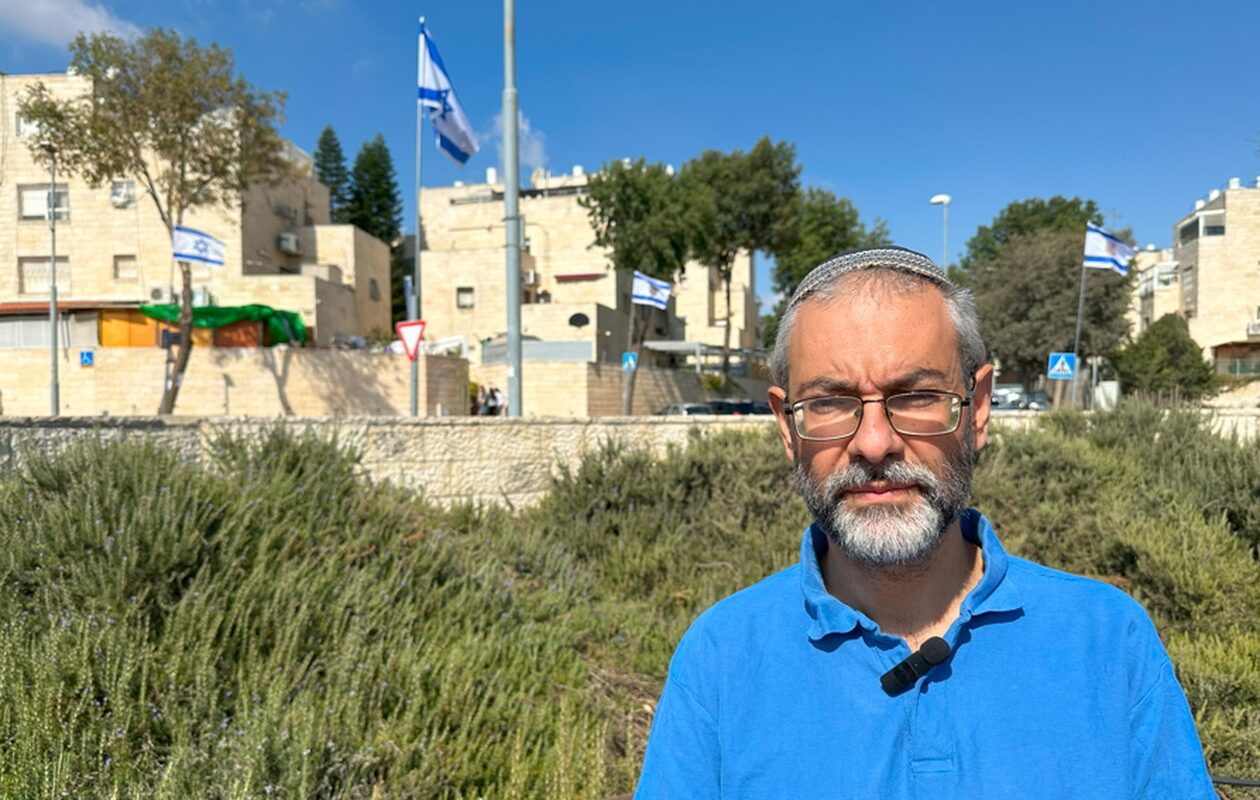 Δραματική προειδοποίηση Ραββίνου: «Αν πέσει το Ισραήλ από τη Χαμάς, η Ελλάδα είναι η επόμενη»