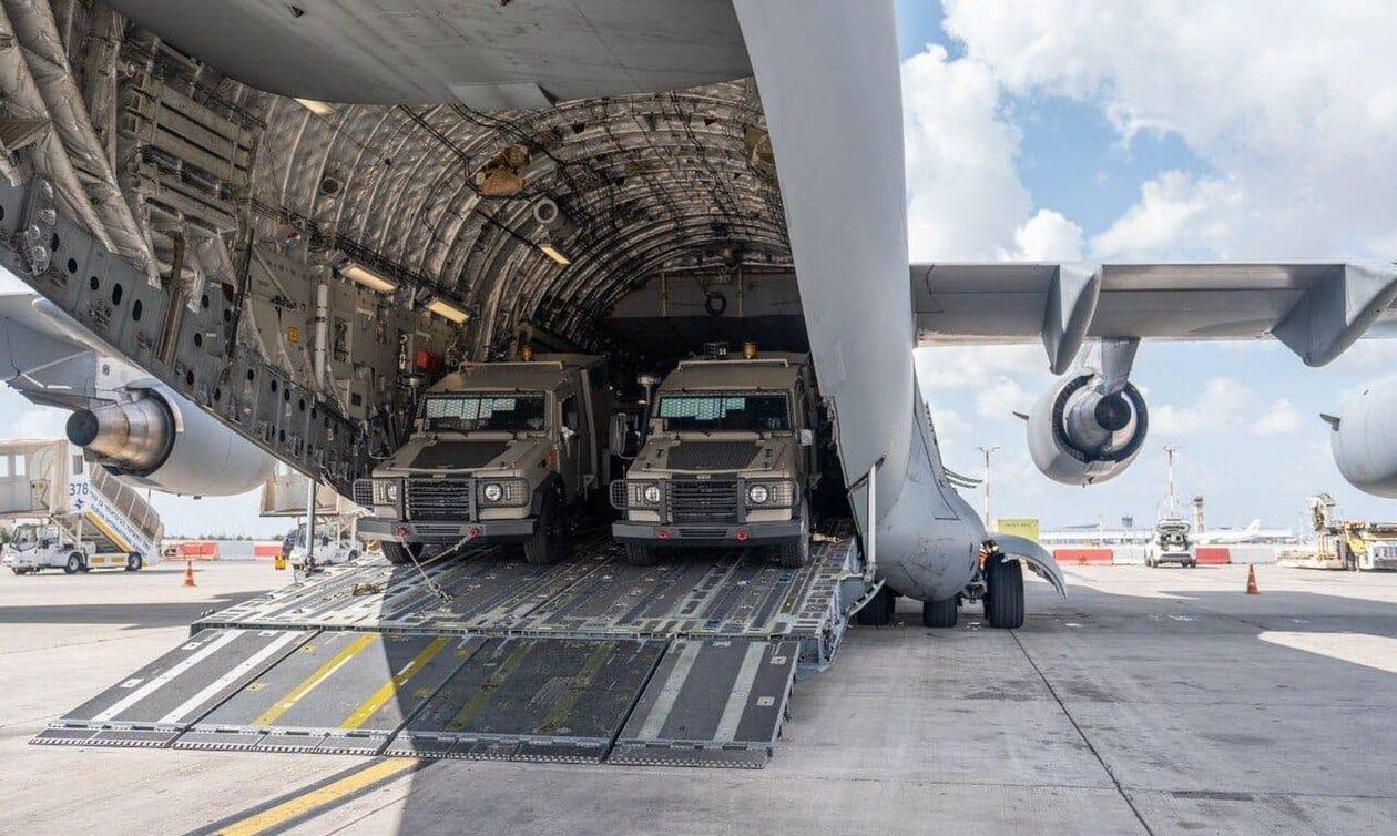 IDF: Έφτασε στο Ισραήλ αμερικανικό φορτηγό αεροπλάνο με τεθωρακισμένα άρματα μάχης