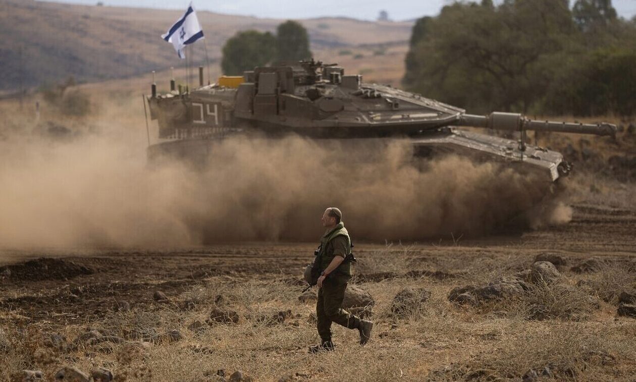 Το Ισραήλ εκκενώνει 14 περιοχές κοντά στα σύνορα με το Λίβανο