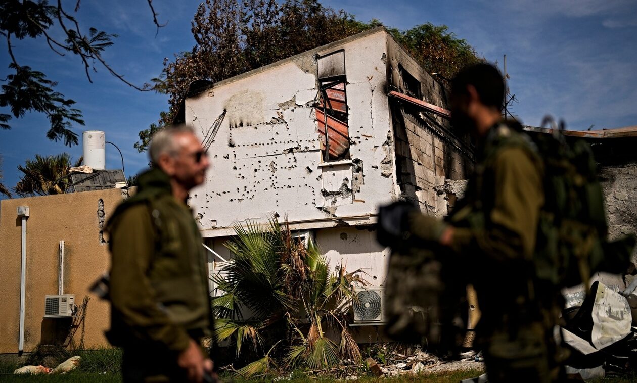 Πόλεμος στο Ισραήλ: «Είμαστε έτοιμοι να πάμε στο καταφύγιο», αποκαλύπτει Έλληνας κάτοικος της Χάιφα