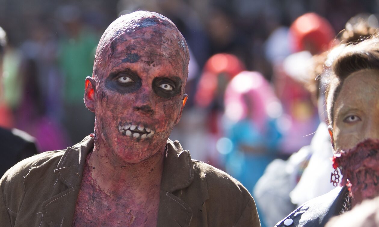 Περίπατος των Ζόμπι στο Μεξικό: Ξεκίνησαν οι εκδηλώσεις για την Ημέρα των Νεκρών