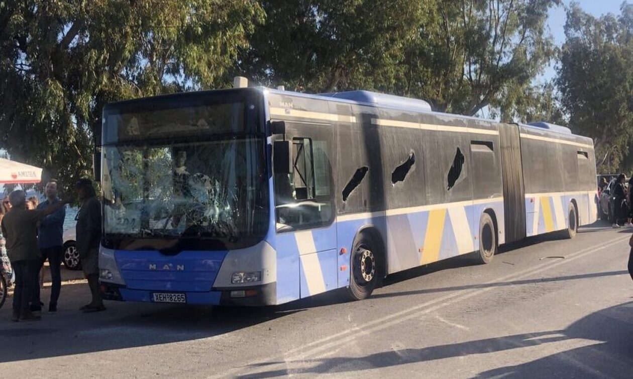 Λούτσα: Άνδρας έσπαγε τα τζάμια λεωφορείου και φώναζε «θα σας σκοτώσω»