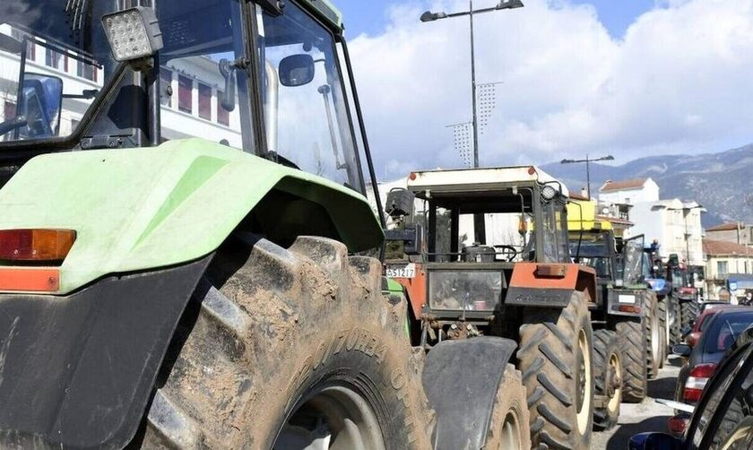 Κινητοποίηση αγροτών με τα τρακτέρ τους στην Καρδίτσα