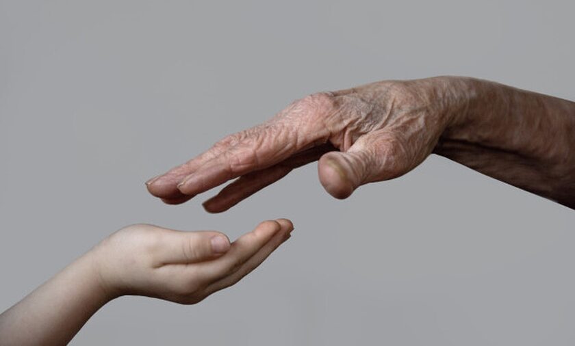 Έρευνα Μακροζωίας 2023: Ο ηλικιακός «στόχος» είναι τα 103 για τους Έλληνες