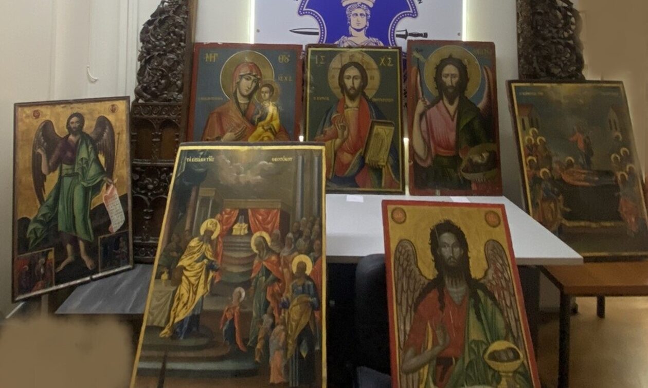Κλεμμένες εικόνες βρέθηκαν μέσα σε ιερά μονή της Αττικής