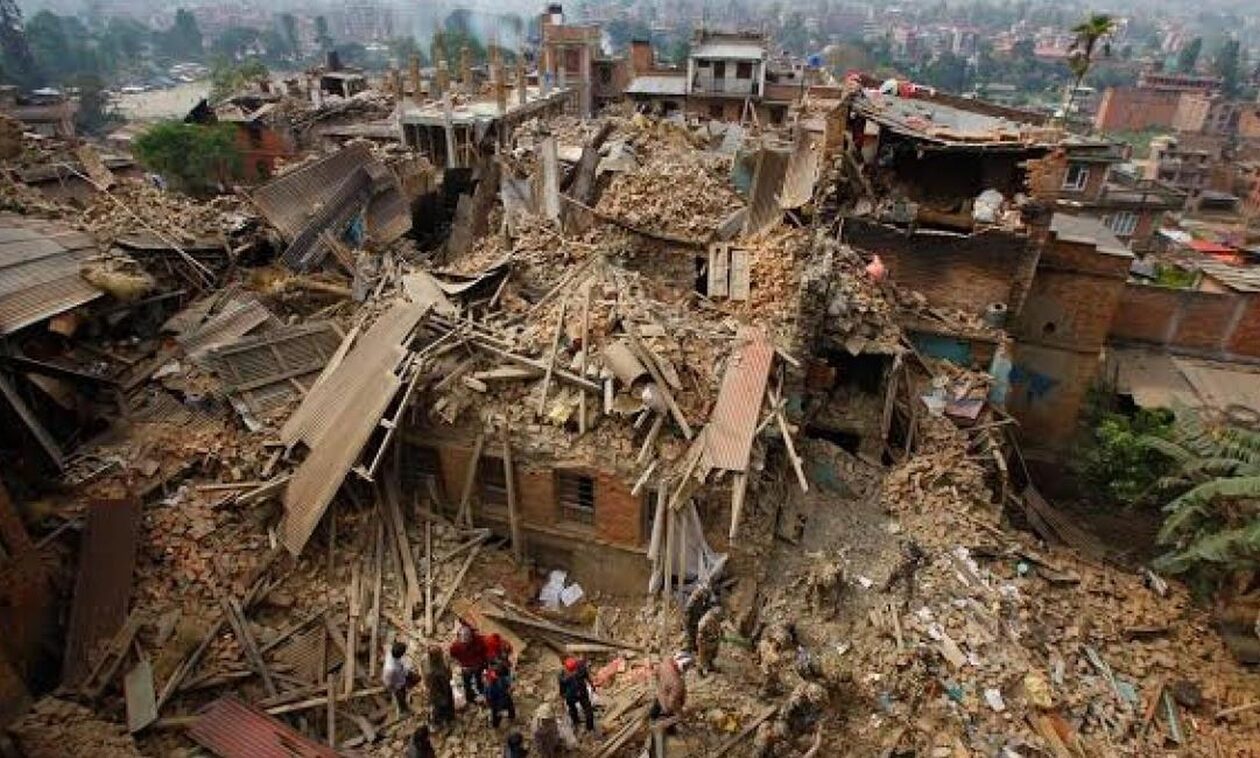 Νεπάλ: Στους 143 οι νεκροί από τον σεισμό των 5,6 ρίχτερ - Ψάχνουν για επιζώντες