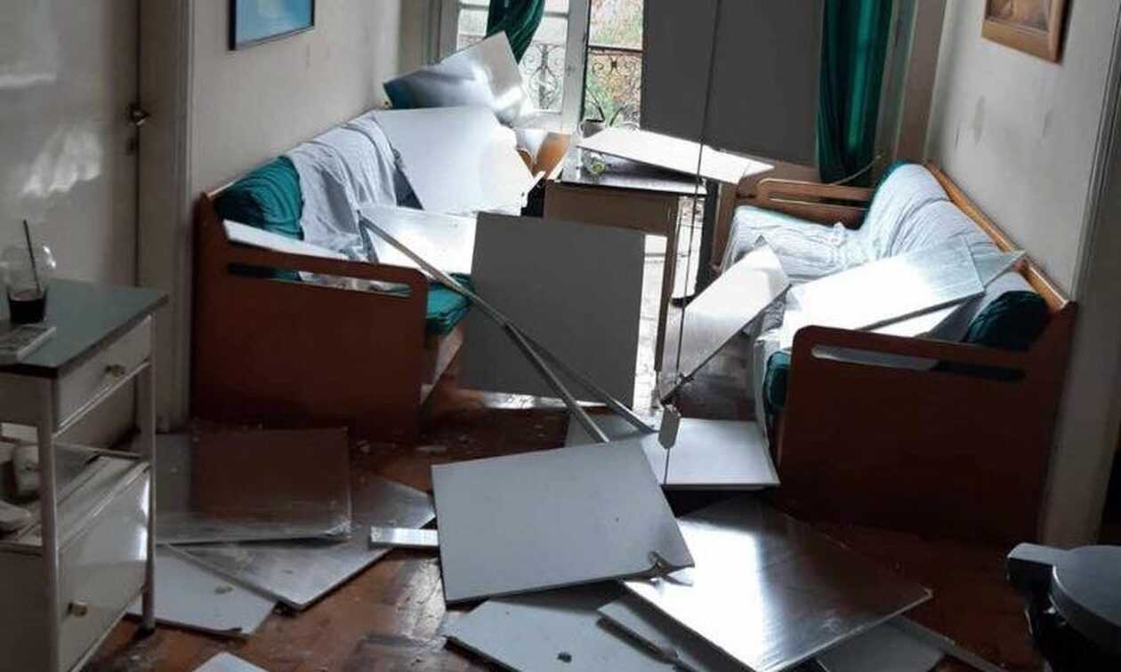 Θεσσαλονίκη: Γιατί έπεσε η οροφή στο νοσοκομείο Άγιος Δημήτριος - «Φωνάζαμε έξι χρόνια» (pics)