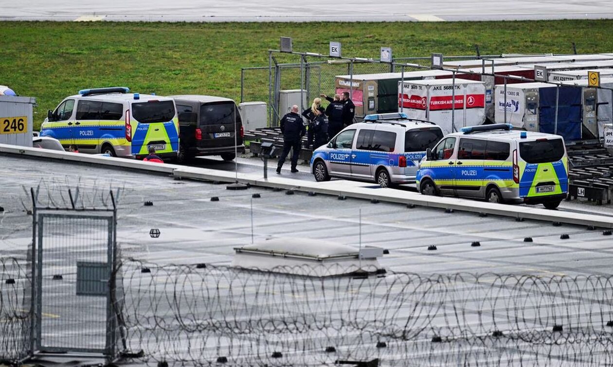 Αμβούργο: Τέλος στο θρίλερ της ομηρίας στο αεροδρόμιο - Παραδόθηκε ο δράστης