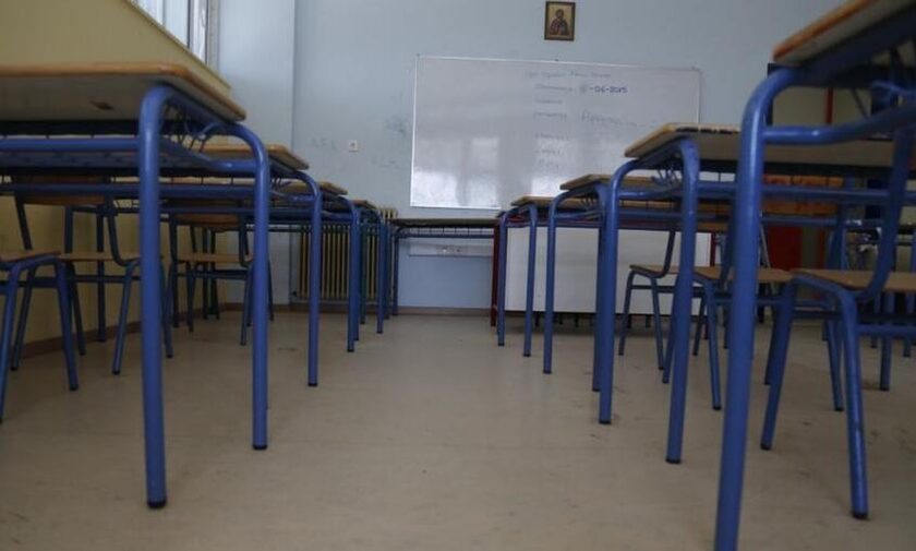 Κύπρος: Μαθητής πέταξε καρέκλα στο κεφάλι καθηγητή του, κατέληξε στο νοσοκομείο