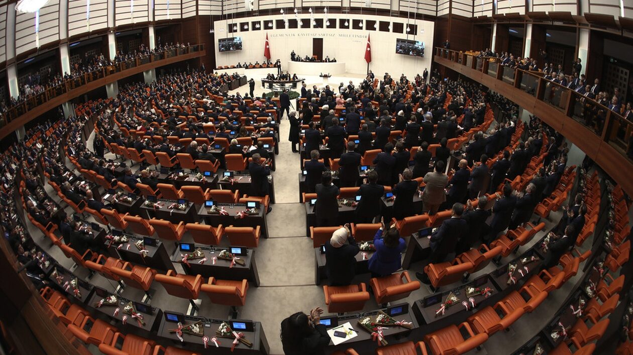 Εκτός τουρκικής Βουλής προϊόντα δύο πασίγνωστων πολυεθνικών: «Στηρίζουν το Ισραήλ»