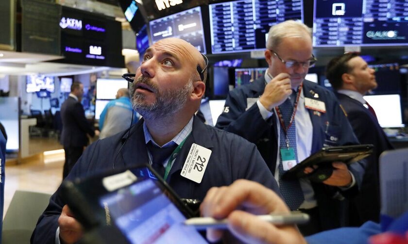 Wall Street: Ανοδικό σερί διετίας για S&P 500 και Nasdaq