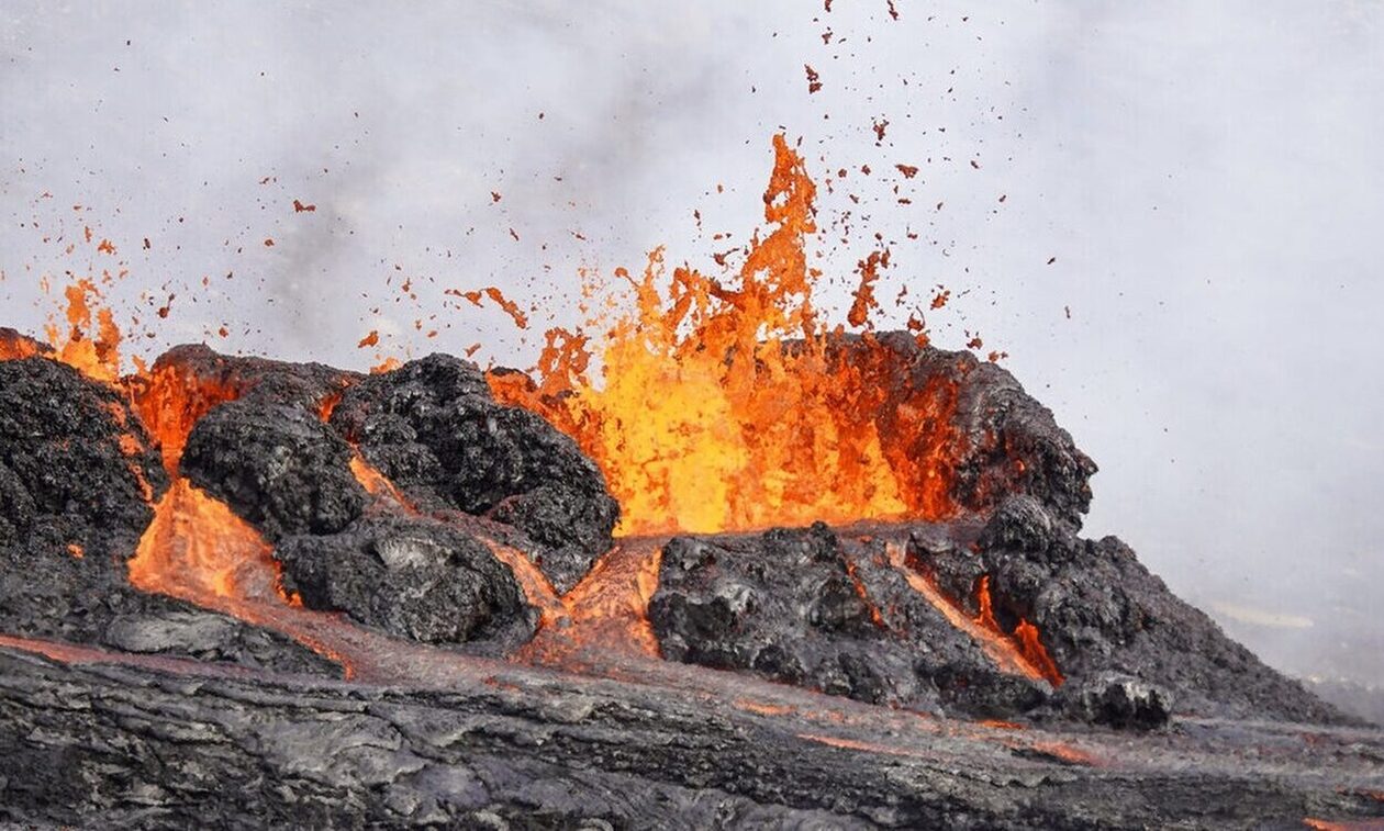 Ισλανδία: Σημαντικός ο κίνδυνος ηφαιστειακής έκρηξης στη χερσόνησο Ρέικιανες