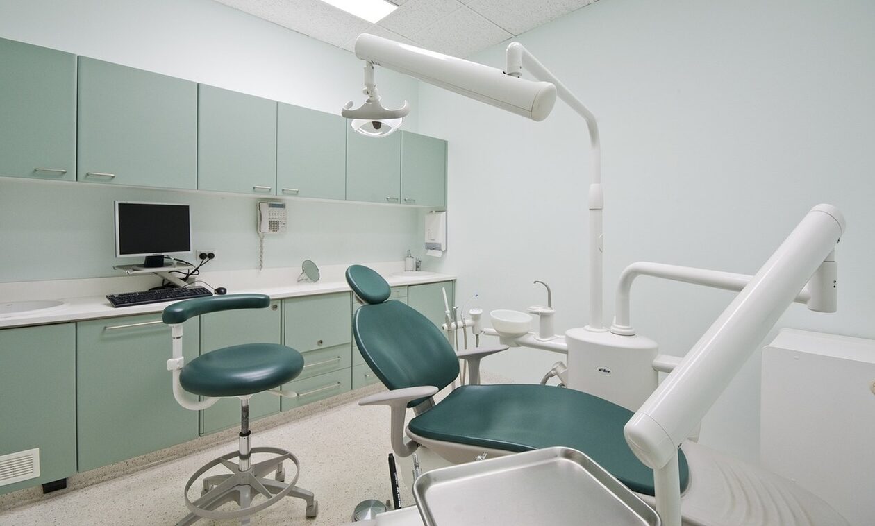 Dentist Pass: Πότε σταματούν οι αιτήσεις για το πρόγραμμα – Ποιοι είναι οι δικαιούχοι