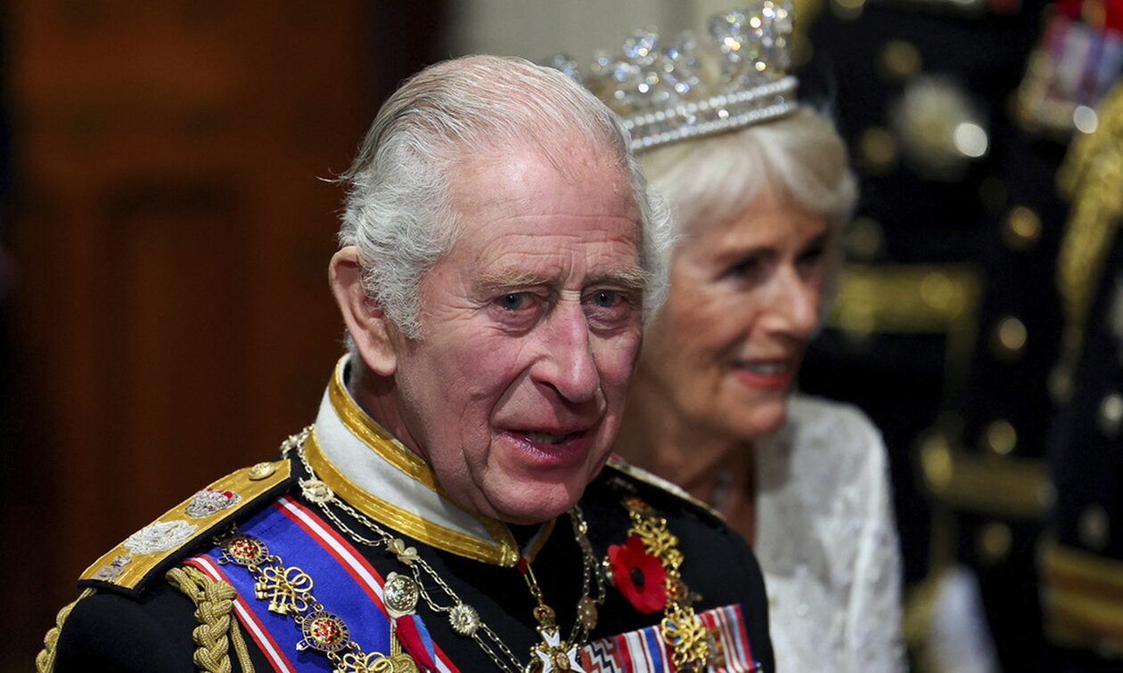 Bασιλιάς Κάρολος: Το tea party για τα 75α γενέθλιά του και το υπερατλαντικό τηλεφώνημα του Χάρι