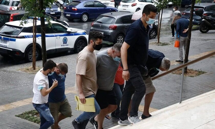 Θεσσαλονίκη: Ισόβια κάθειρξη στους 4 Βρετανούς για τα 300 κιλά κοκαΐνης