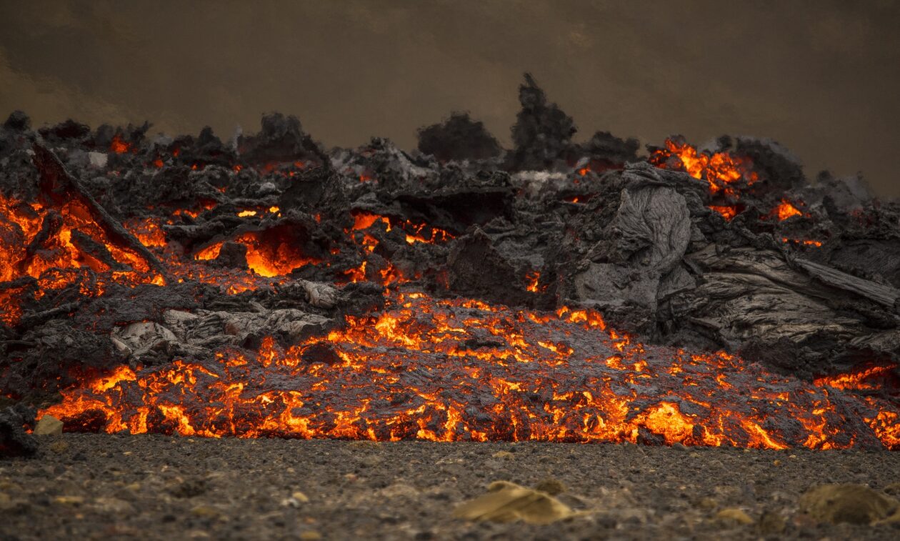 Έλληνας κάτοικος Ισλανδίας στο Newsbomb.gr: «Αναμένουμε την έκρηξη του ηφαιστείου»