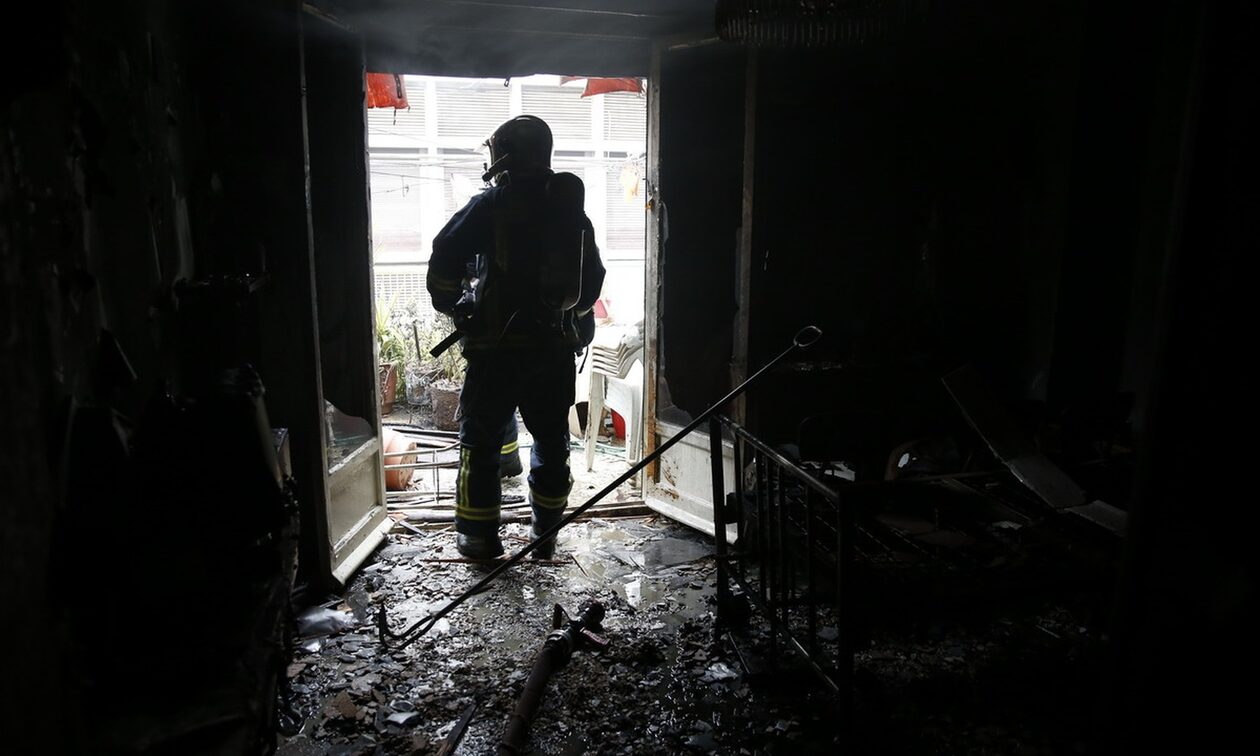 Θεσσαλονίκη: Καταδικάστηκε 20χρονη – Έβαλε φωτιά στο σπίτι φίλης της λόγω ερωτικής αντιζηλίας