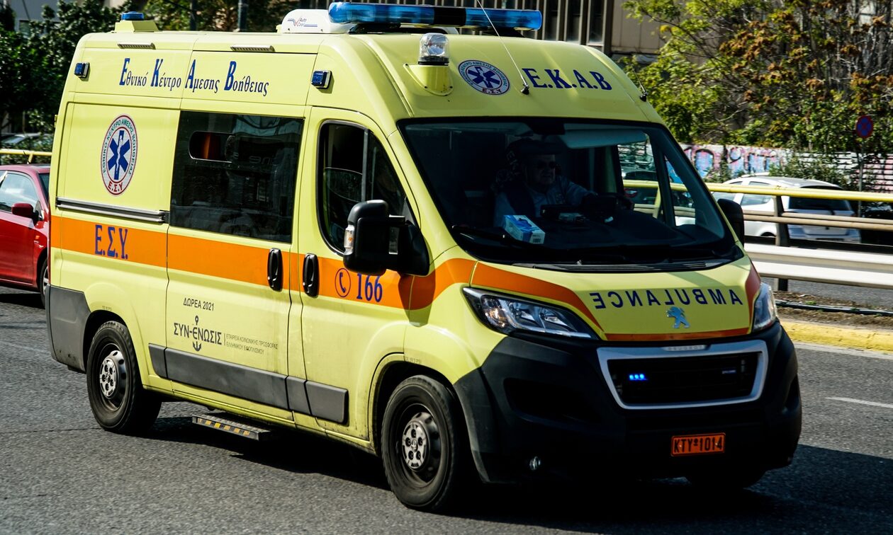 Αγρίνιο: Ανήλικη εντοπίστηκε λιπόθυμη σε πάρκο και μεταφέρθηκε στο νοσοκομείο