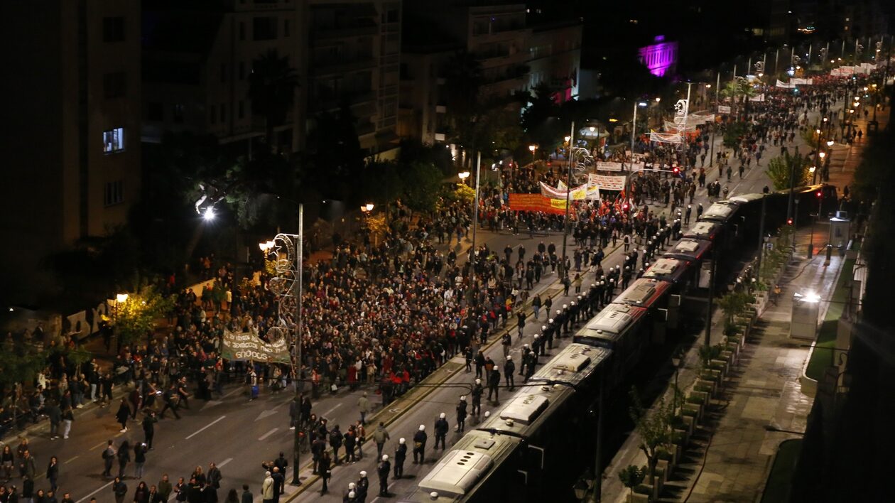 Πολυτεχνείο: «Αστακός» το κέντρο της Αθήνας με 5.000 αστυνομικούς - Ποιοι δρόμοι θα κλείσουν