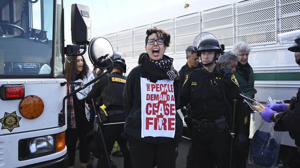 Σαν Φρανσίσκο: Η αστυνομία διέλυσε διαδήλωση κατά του Ισραήλ - Δεκάδες συλλήψεις