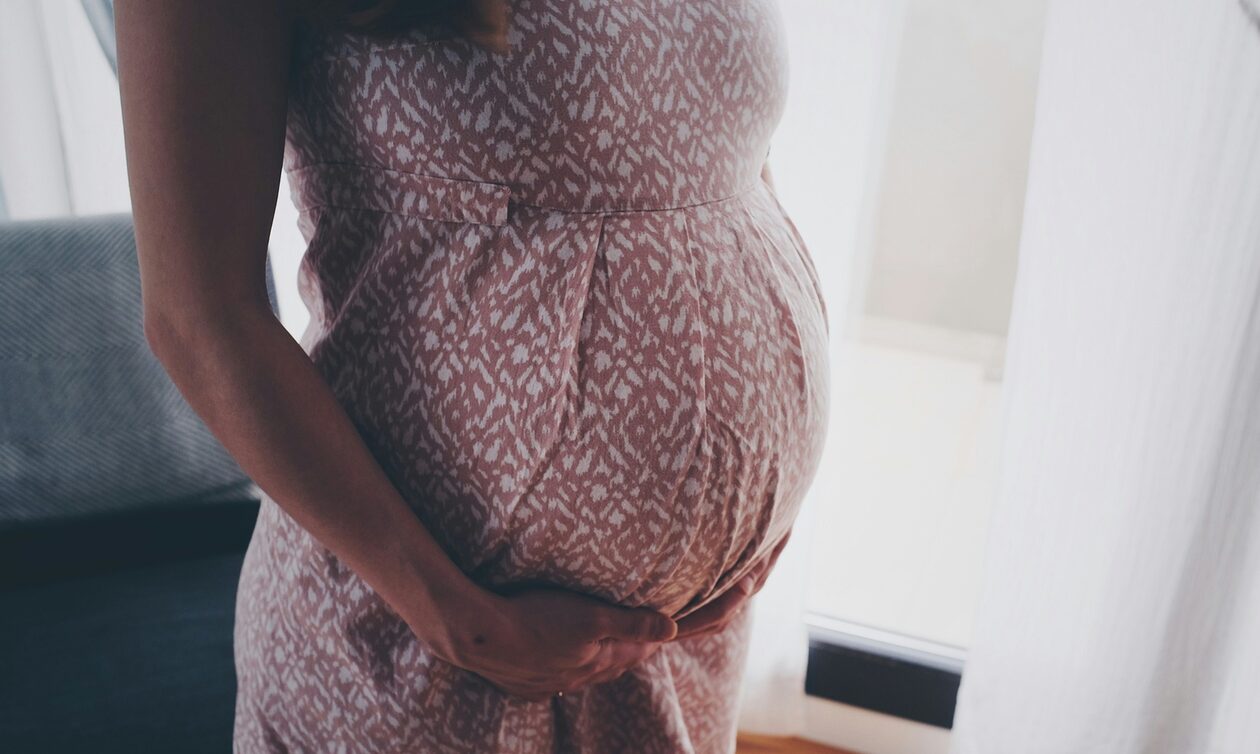 Εγκυμοσύνη: Το μητρικό στρες συνδέεται με προβλήματα συμπεριφοράς των παιδιών