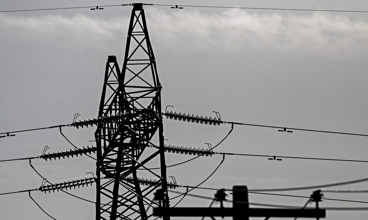 Ηλεκτρικό ρεύμα: Τα 11 SOS των νέων λογαριασμών – Τι πρέπει να προσέξουν οι καταναλωτές